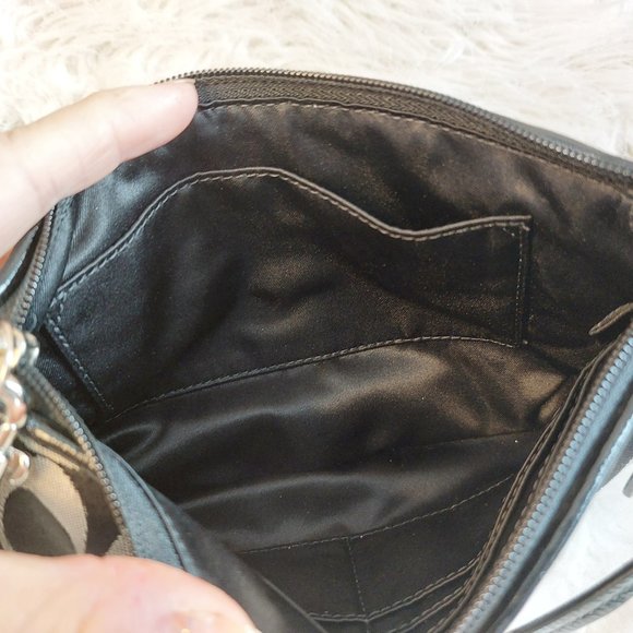 Coach Women's Black Signature Mini Bag/Wristlet - Picture 4 of 8